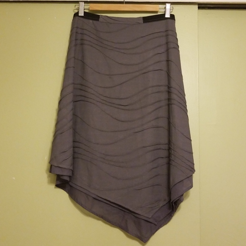 Simply Vera handkerchief skirt sz small